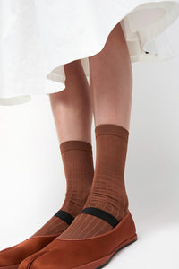 Drogheria Crivellini Cjalce Viscose Tabi Socks in Camel