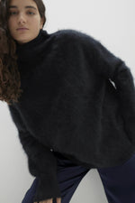 ETHEL BRUSHED CASHMERE TURTLENECK SWEATER