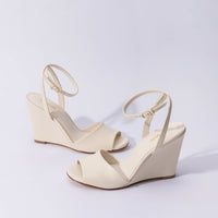 Yves Wedge In Ivory Leather