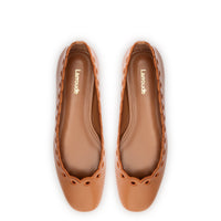 Meghan Broderie Flat In Caramel Leather