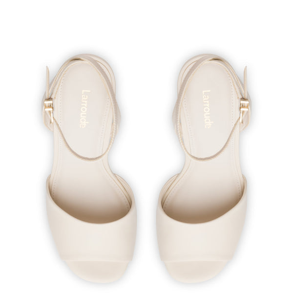 Yves Wedge In Ivory Leather