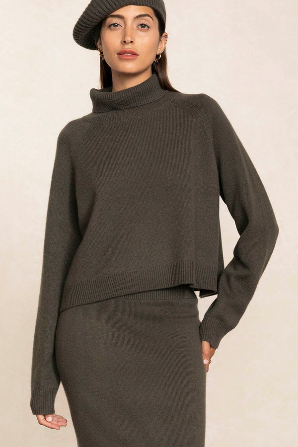 NOELLE TURTLENECK CASHMERE SWEATER