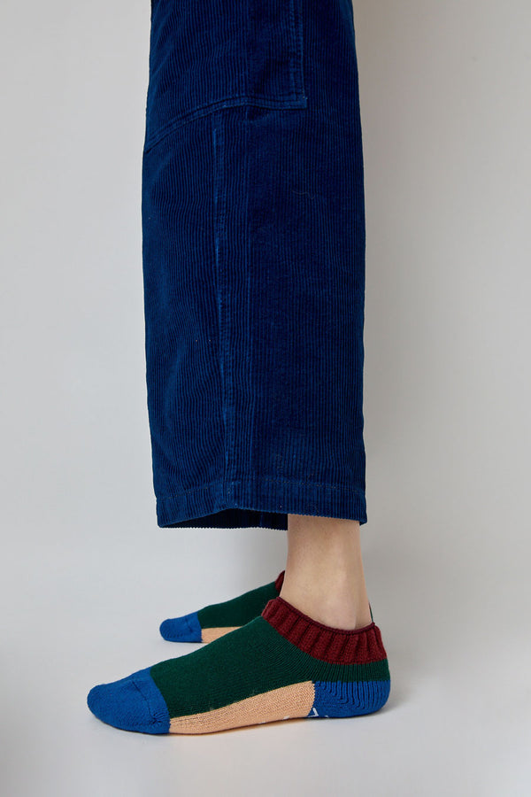 Rototo Pile Ankle Socks in Maroon and Dark Green