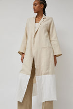 Zii Ropa Mason Coat in Beige and White