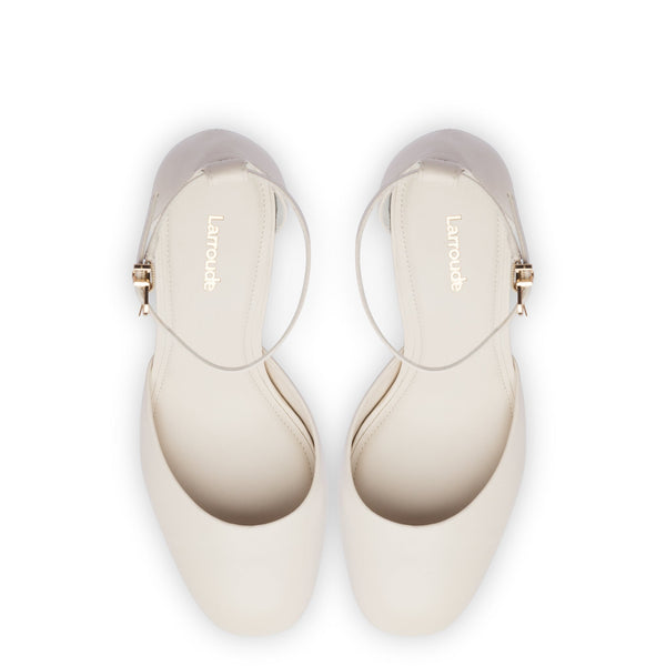 Ari Pump In Ivory Leather