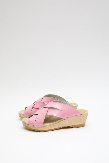 No.6 Basket Clog on Mid Wedge in Pink Patent