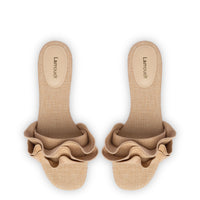 Ivy Ruffle Flat Mule In Beige Raffia