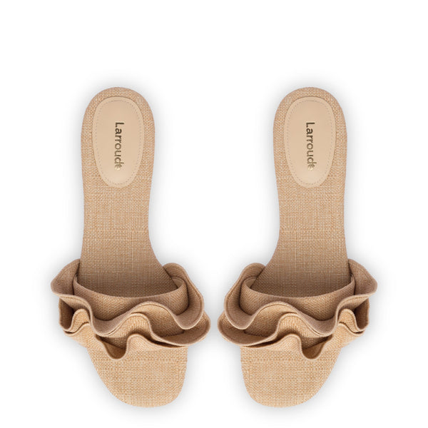 Ivy Ruffle Flat Mule In Beige Raffia